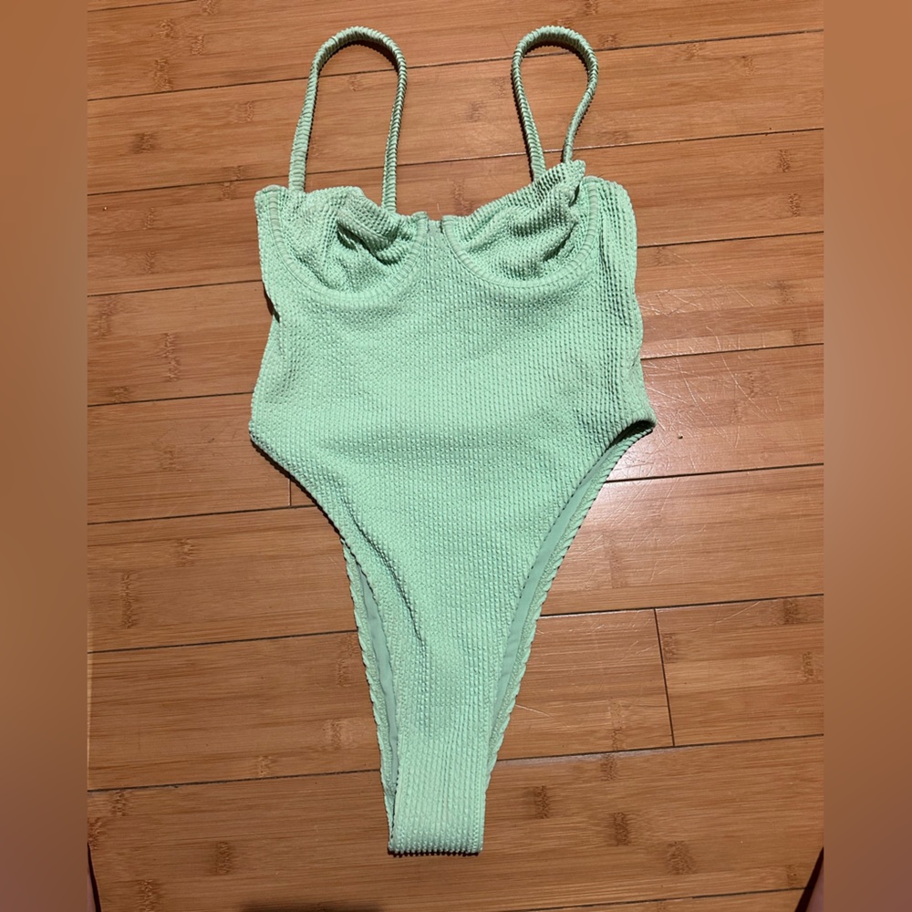 H&M Ribbed Bathing Suit High Leg Medium